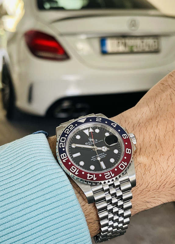 4FE7EB01-8D75-4180-9109-7DFA67426457