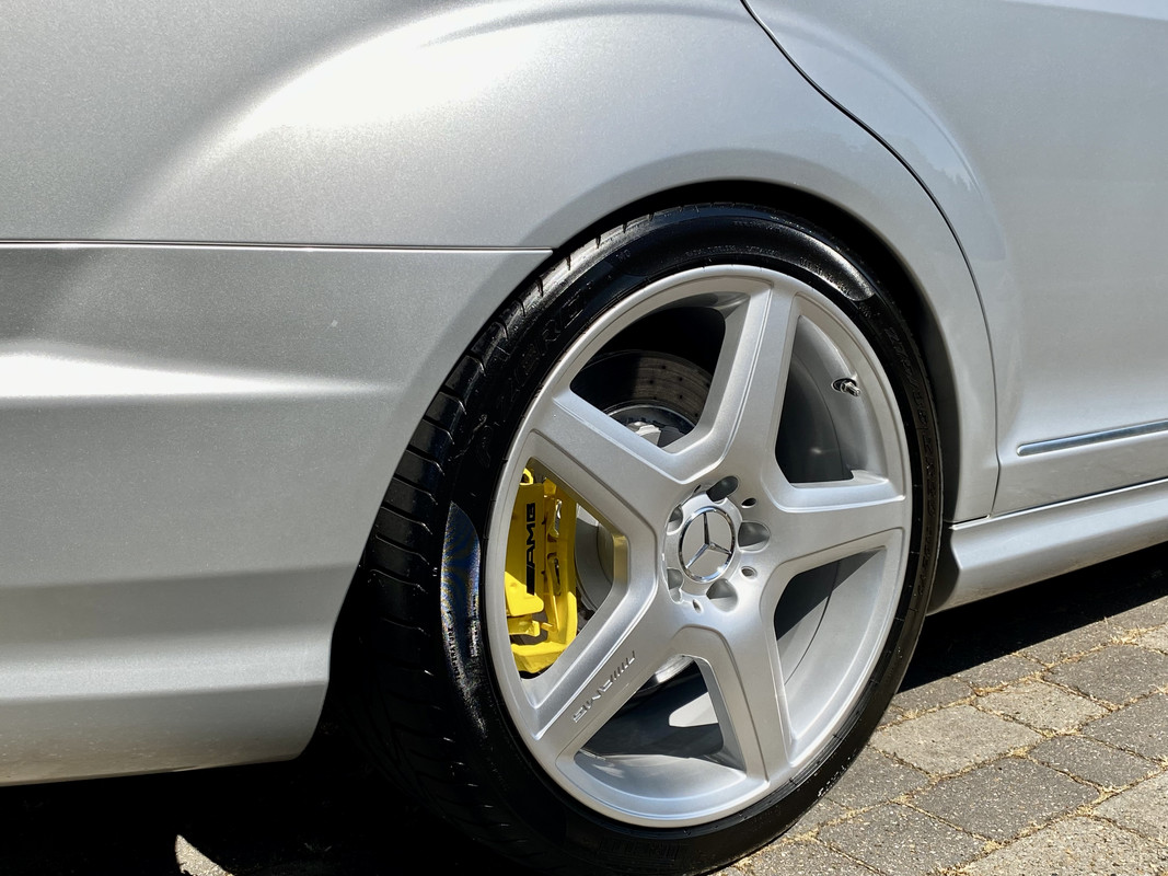 73930F7B-B331-4789-A749-D40A108BDE25