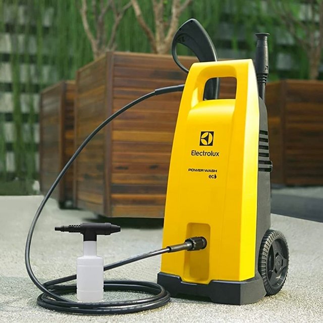 Lavadora de Alta Pressão 1450W com Rodas e Pressão de 1800PSI PowerWash Eco EWS30 Electrolux