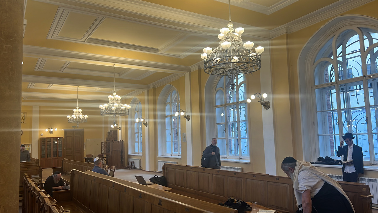 5120DD46-5674-4BB7-AC33-F9E2A8E6CB05