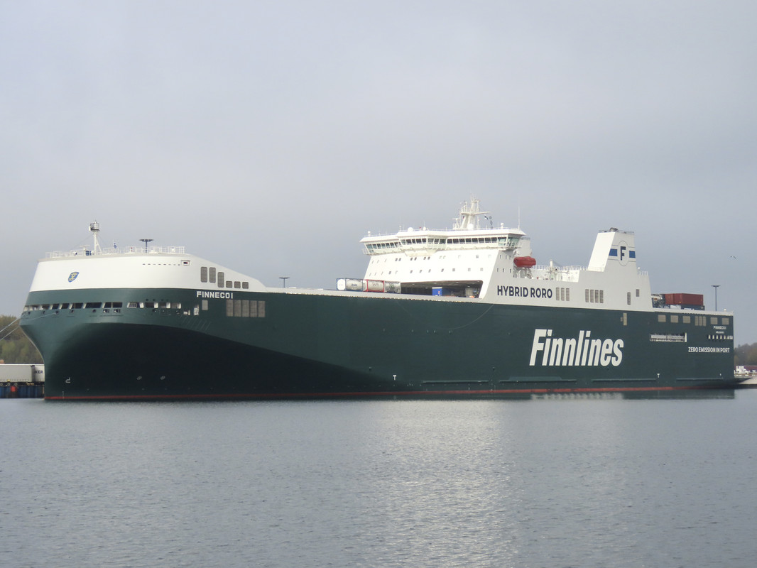 610896D1-4BA3-42E0-B721-38704F8160BF