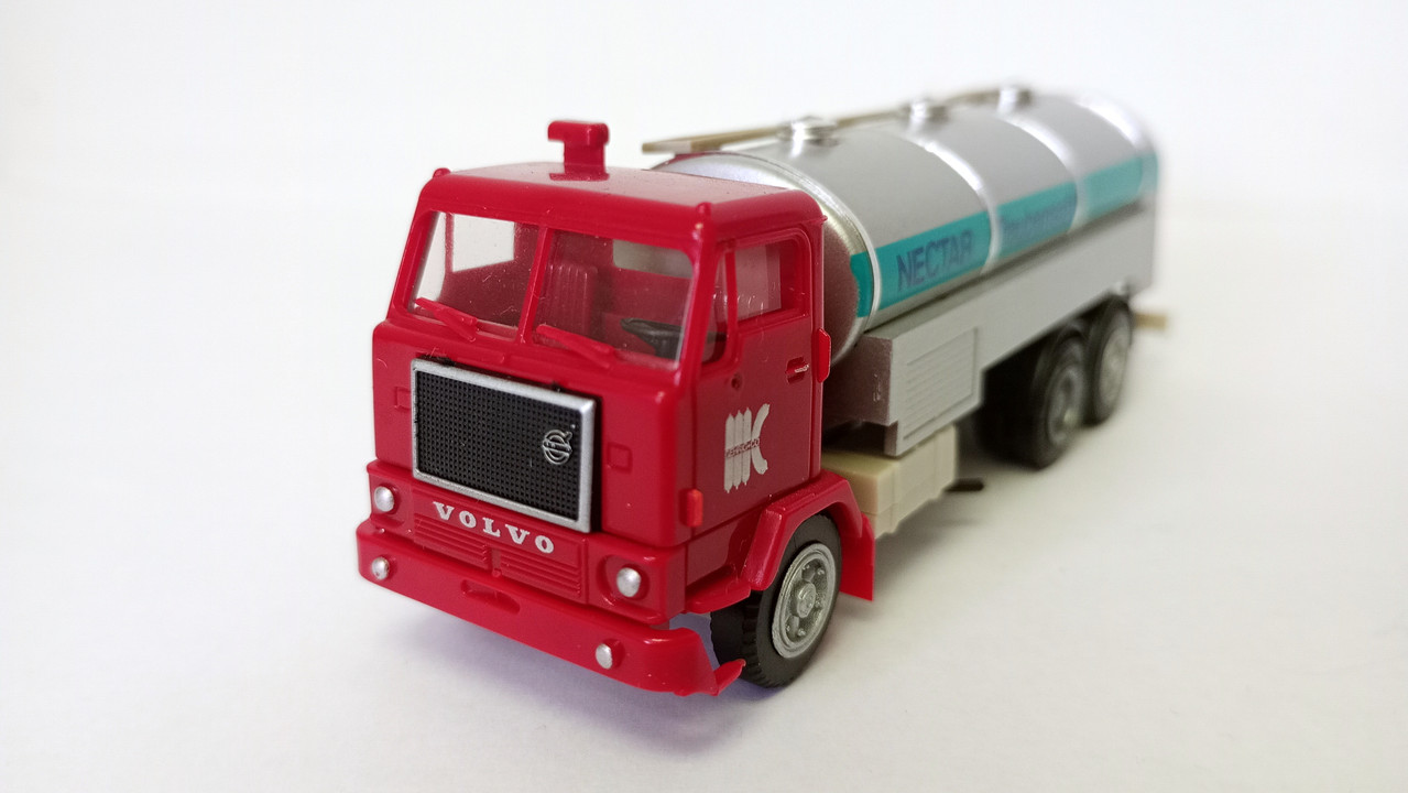 Mach (2914)