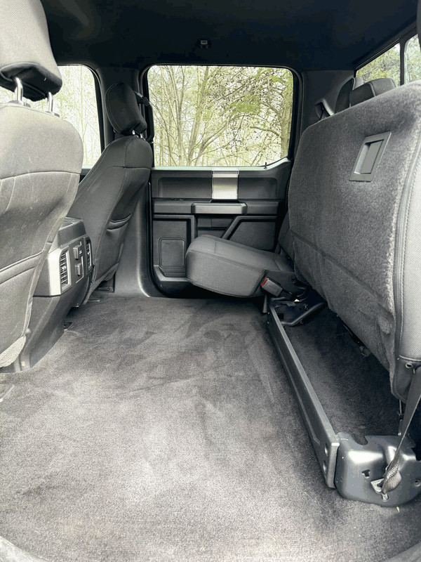 Vehicle thumbnail 13