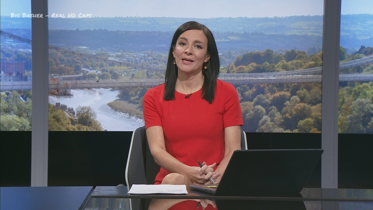 04.06 - 18.30.00 - ITV News and Weather. 06 04 2025 - 2 Round-up of t....ts_snapshot_16.36.197