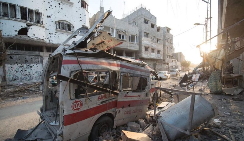Ambulancia destruida por Israel en Gaza