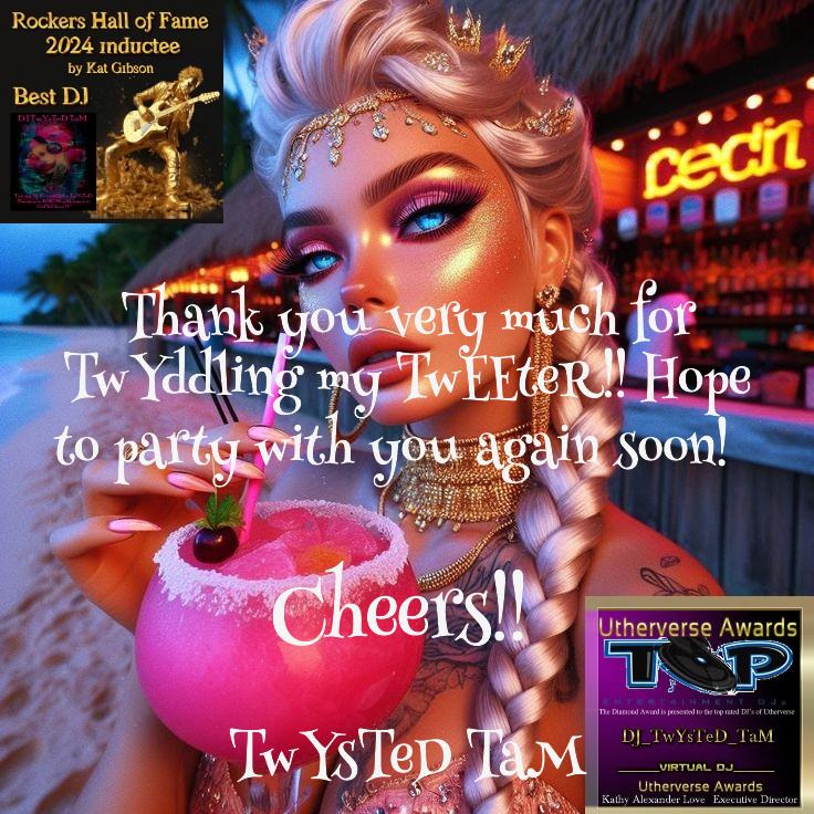 Tip-girl-with-cocktail
