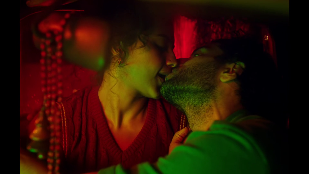 [Image: vlcsnap-2025-12-21-22h13m21s713.png]