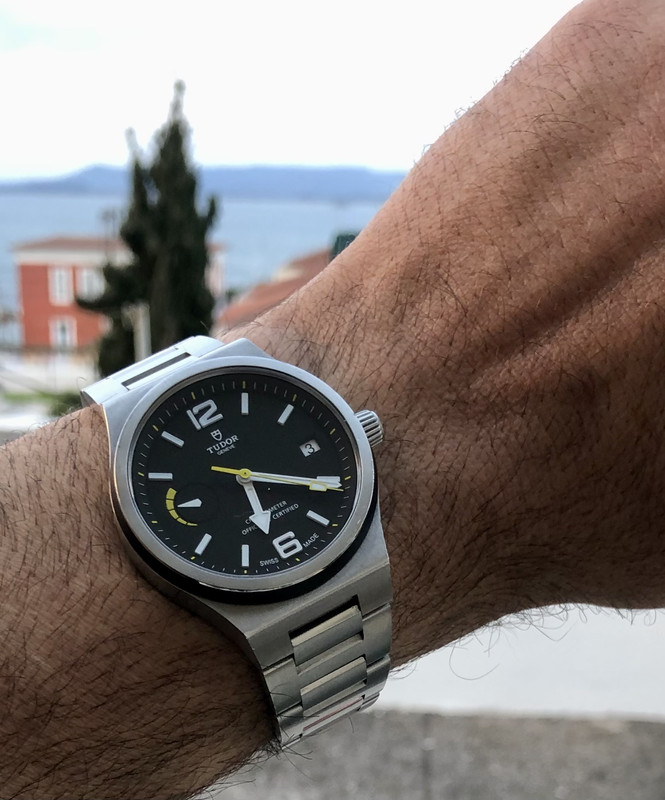 87774413-D382-4677-89B3-F40ACCDC02FE