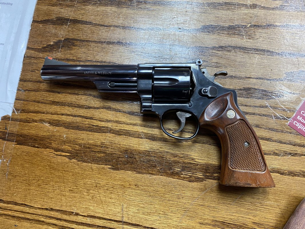 6A5D02A9-72CC-43FD-9EE1-7B871A8C06E2