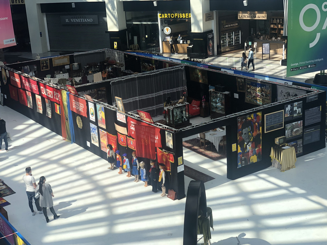 5CA1FCFF-3E18-4934-A5FC-7F567EED3BF1