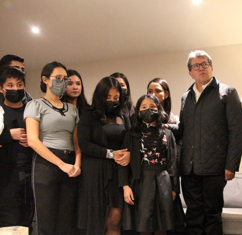 Ricardo Monreal pide no “zopilotear” escaño de Faustino López