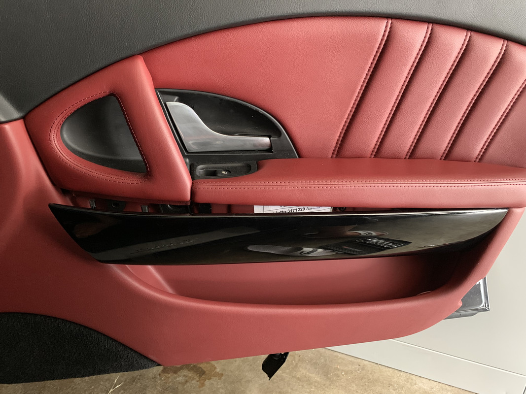 36421012-DAFF-46C4-AB03-AD4E96AF0337