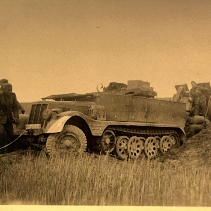 Foto Wk2 Soldat Wehrmacht Kampf Front Kettenfahrzeug Halbkette (2)