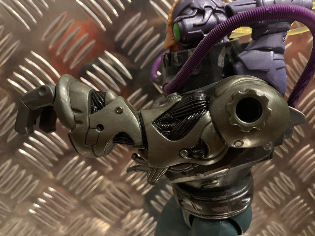 Different close up photo shots of Cyborg Dr. X from the set Final Combat. 0200-E399-D038-4062-9-DE4-69270-CB0-C2-E9