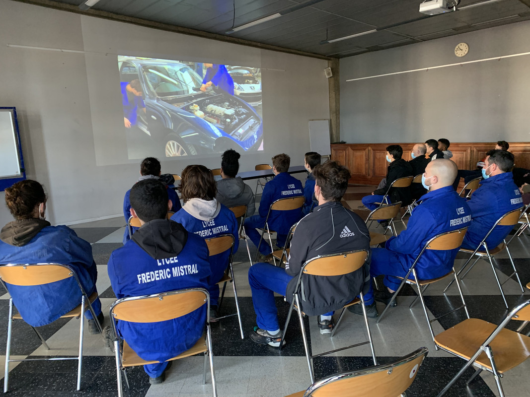 F2C8F5E6-9756-4291-A64B-B49C4C731898