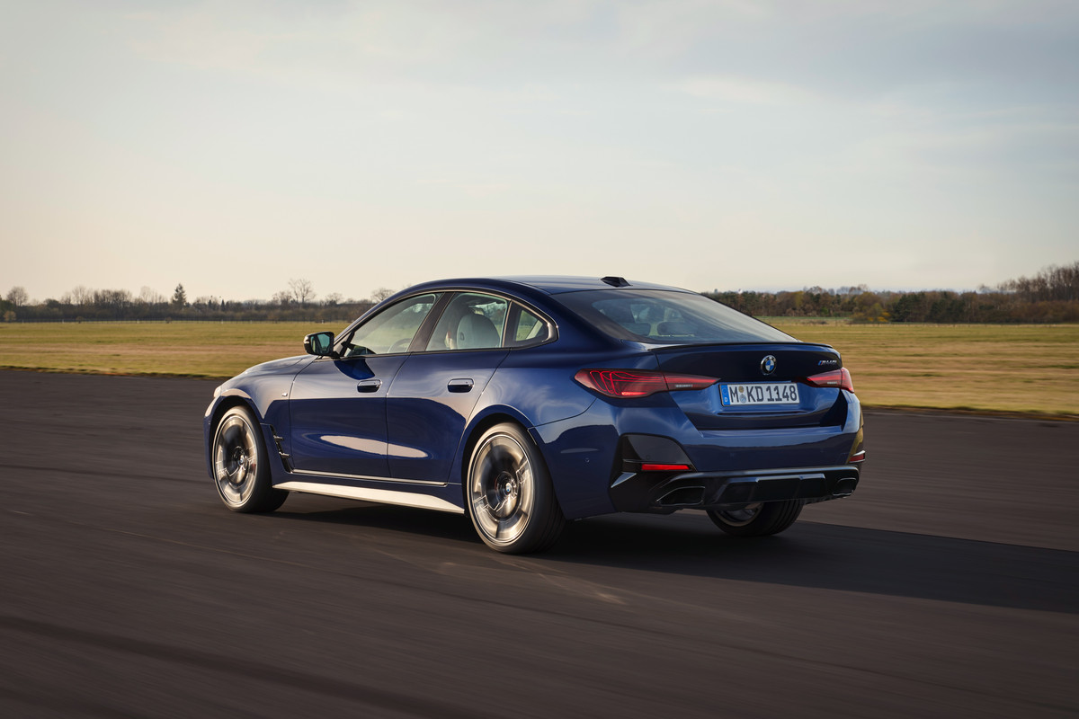 P90546576_highRes_the-new-bmw-m440i-xd