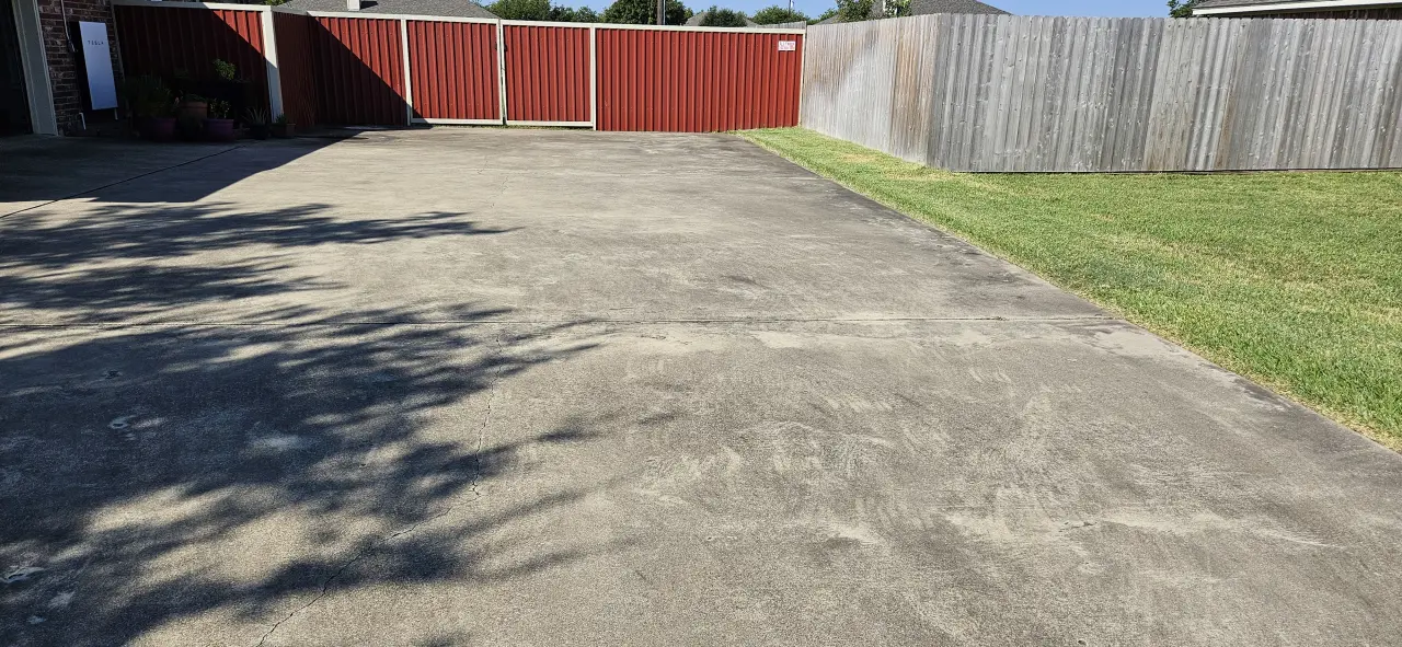 Concrete cleaning example image 1