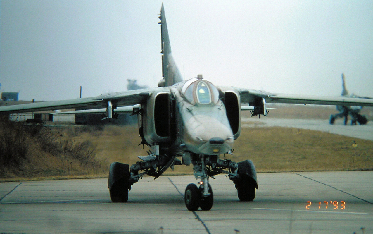 296 APIB Mig-27M 14 Red_83712545796 (3)