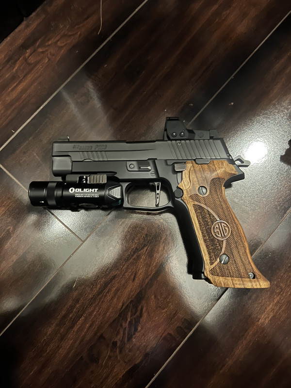 3580A29E-FAE2-4B1B-82B1-7E35C3793DA5