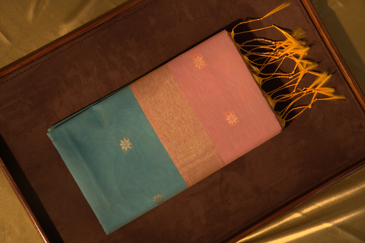 Rokea by RK Premium Handloom