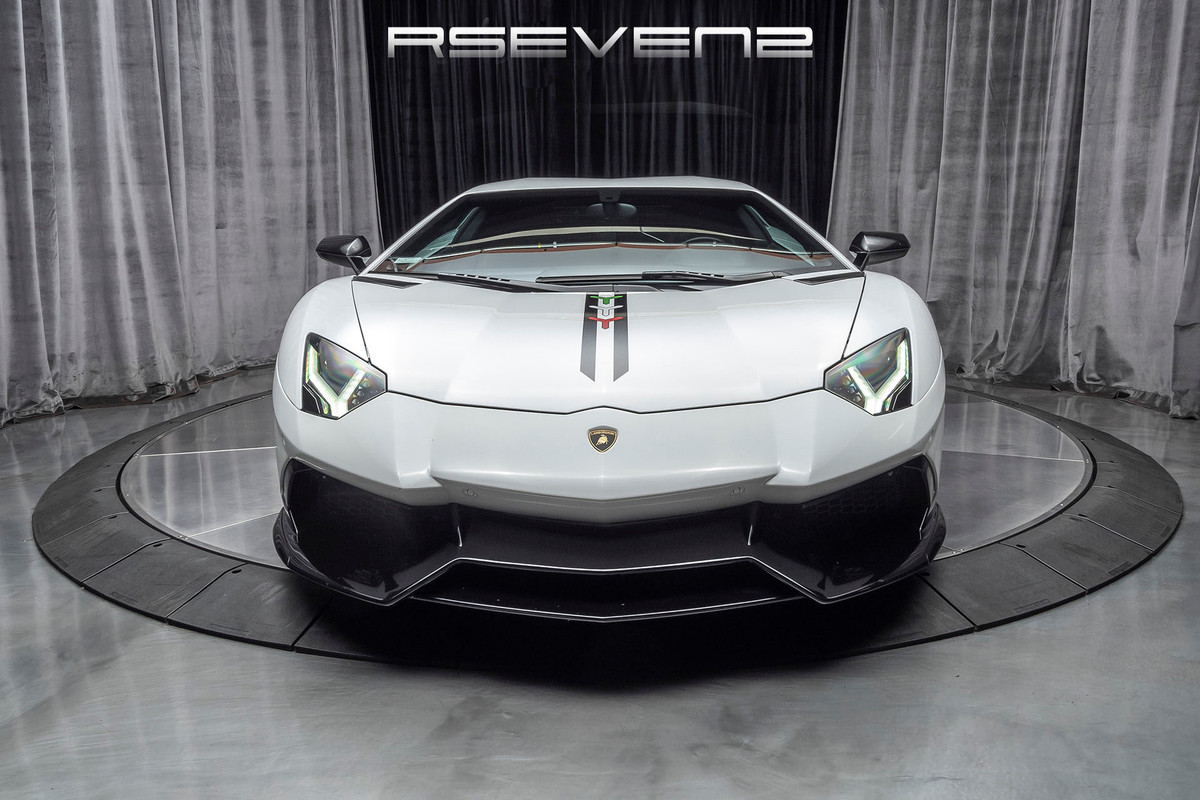Used-2012-Lamborghini-Aventador-LP-700-4 (7)