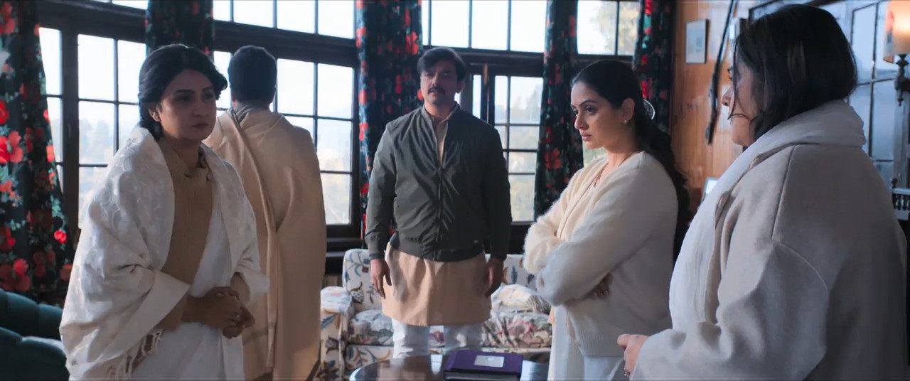 Vanvaas 2024 WebRip [Hindi] 480p 720p ESub Screenshot