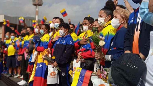 Atletas venezolanos Atletas venezolanos