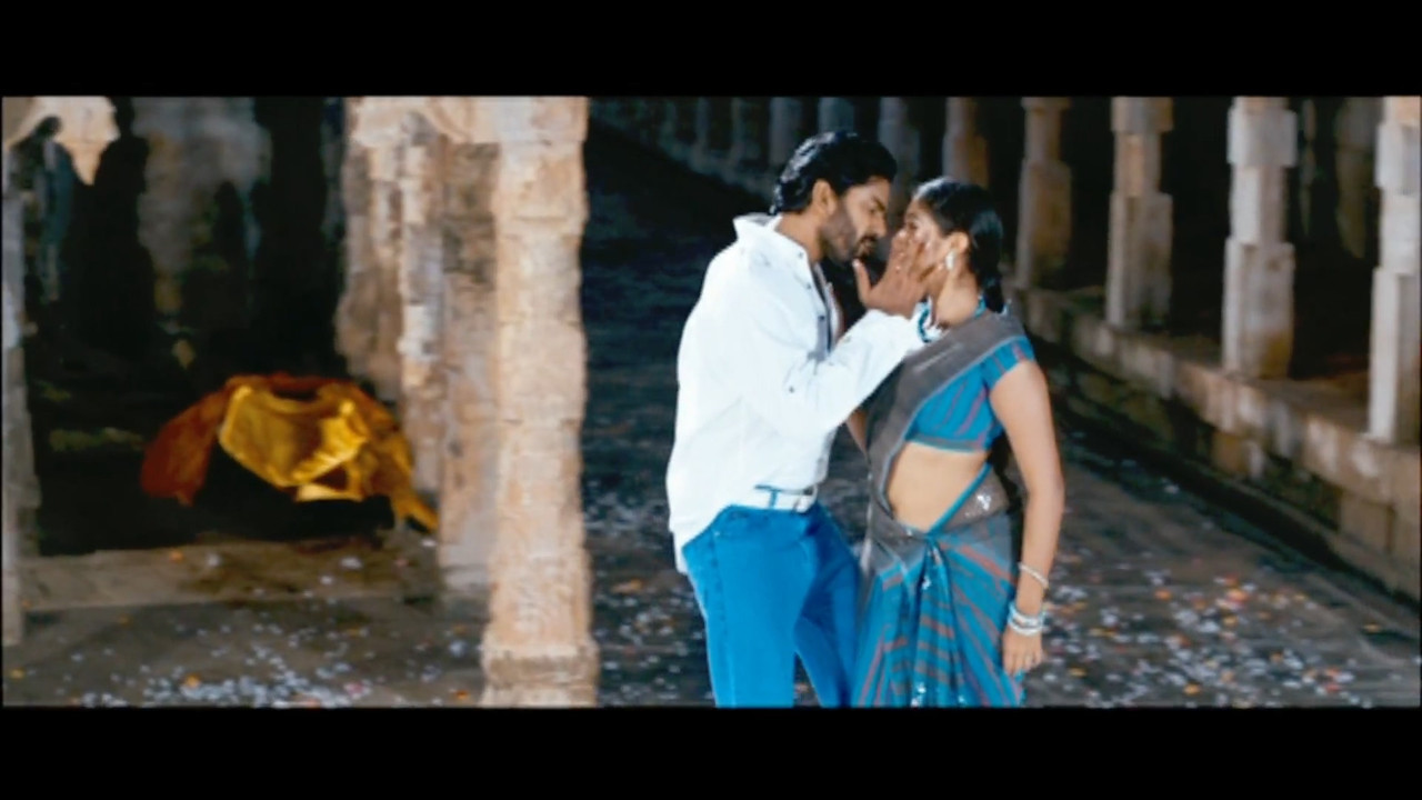 Yakshiyum Njanum - Brindhavanam Mundo Song.mp4_20210214_115332.857