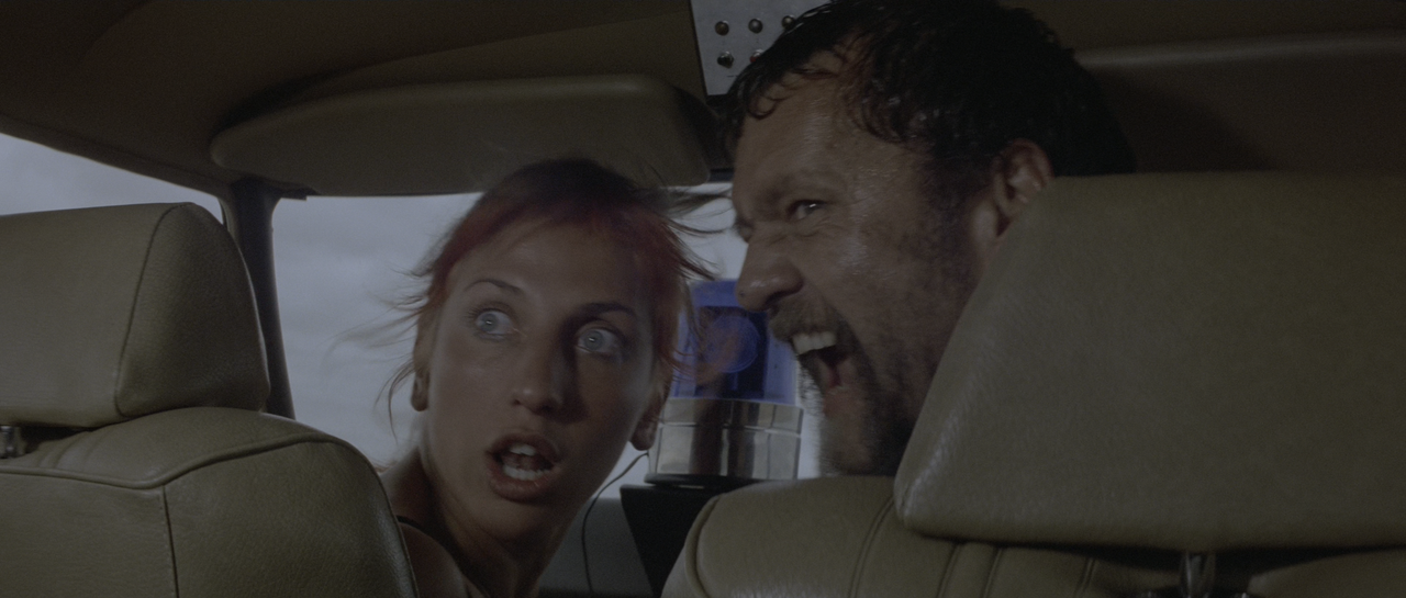 Mad.Max.1979.ITA.ENG.2160p.UHD.BluRay.x265.10bit.HDR-MeM.mkv_snapshot_00.08.45_[2020.11.22_20.53.53]