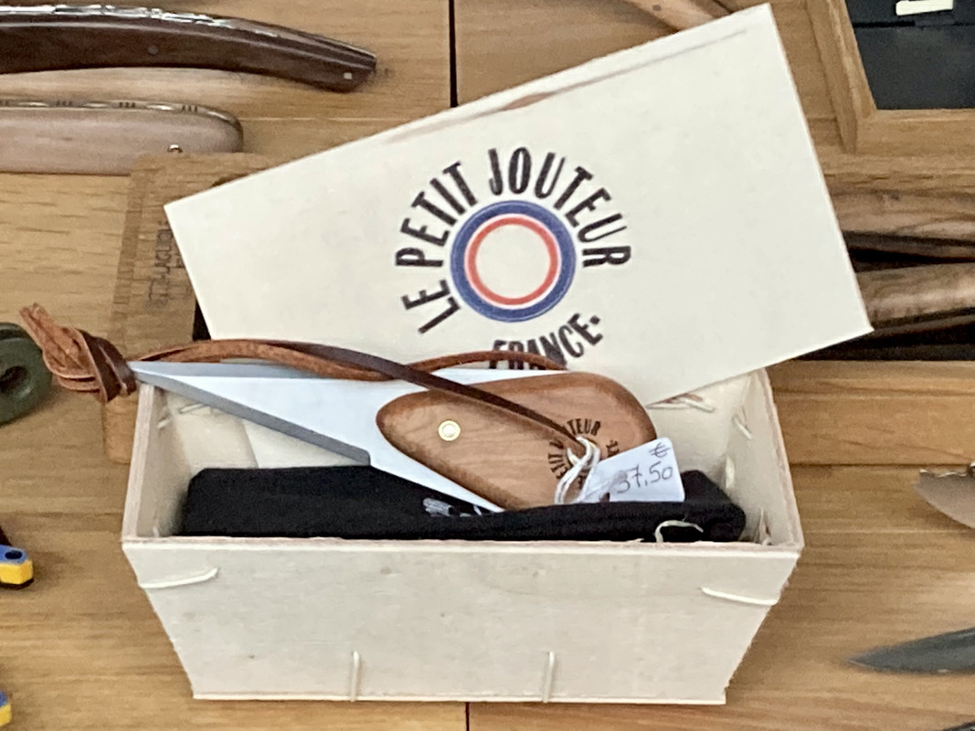 4886D346-2330-488C-9E6E-2D58F29E0403