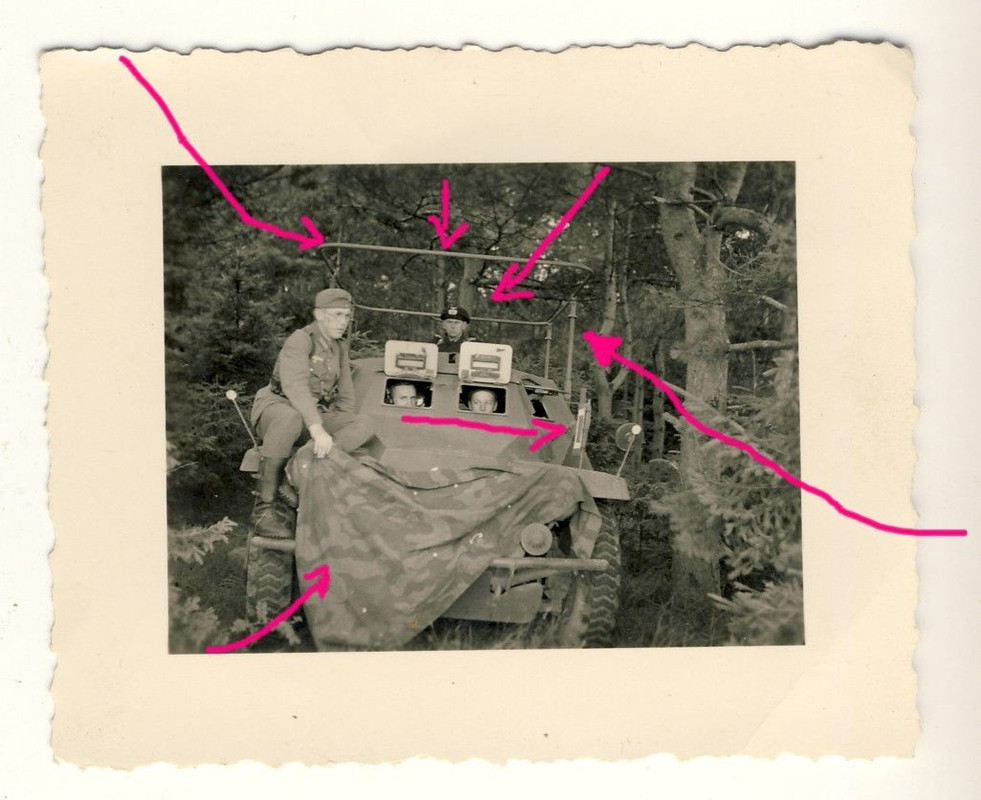 Panzer-Spähwagen Halbkette SPW Rahmenantenne MG 