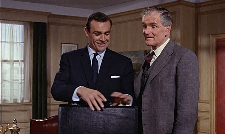 CURSE-OF-WEREWOLF-DESMOND-LLEWELYN-4-A-FOTOR.jpg