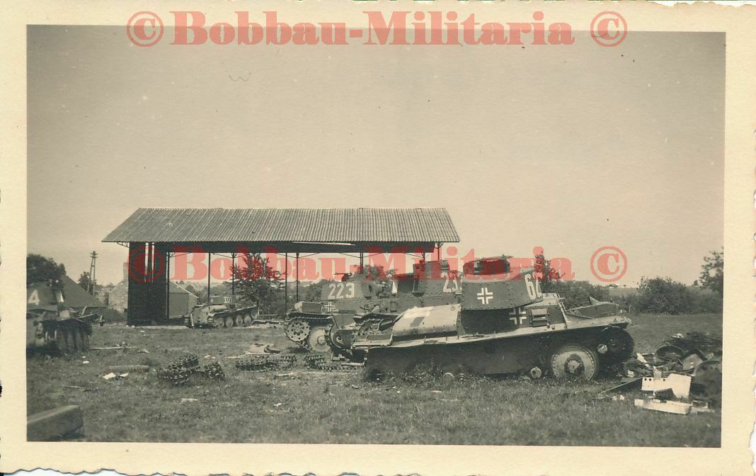 Belgien Onhaye deutscher Panzerkampfwagen 38(t) Panzer rote Turm