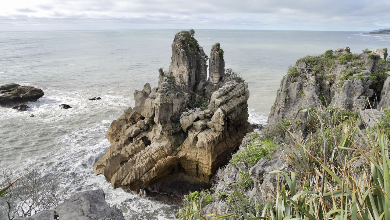 6FF8F03D-6725-4DF5-8371-E7E91C1EA520