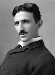 Nikola Tesla retrato antigo