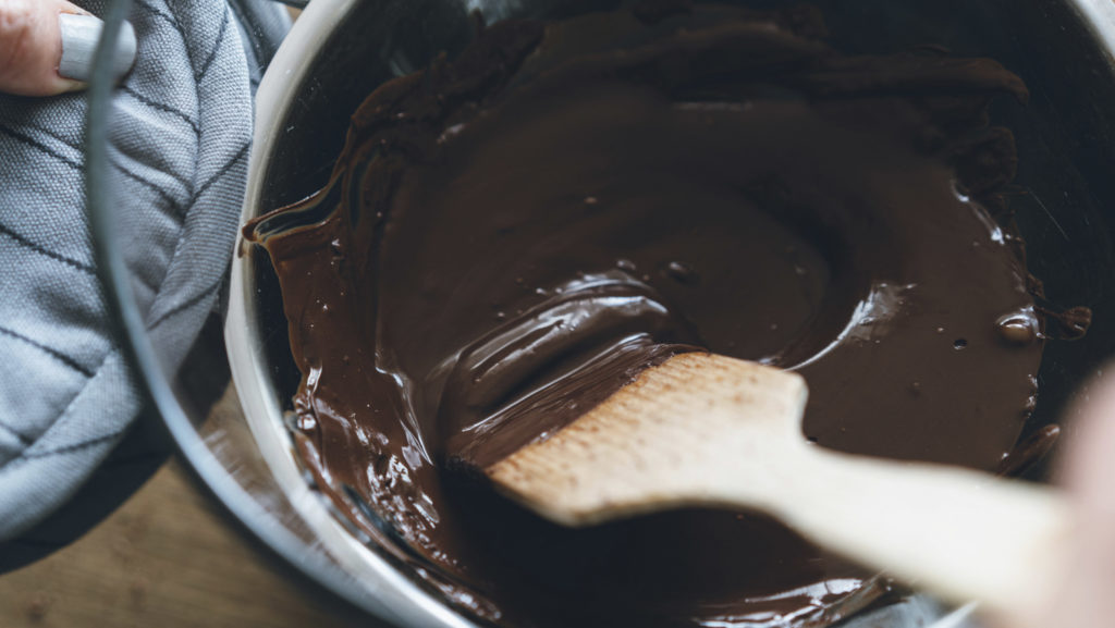 ¿Cómo hacer gelatina de chocolate?