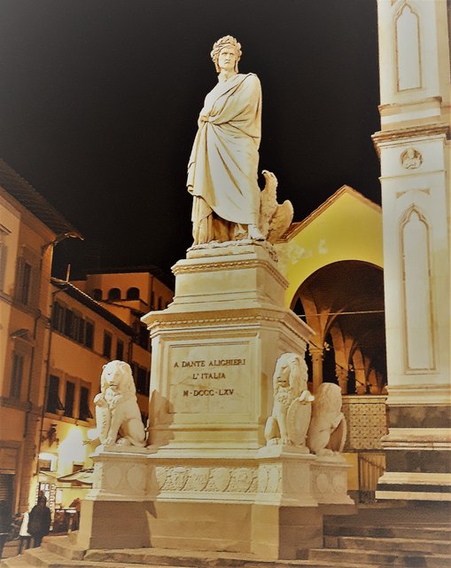 DÍA 1: LLEGADA A FLORENCIA Y MERCADO NAVIDEÑO DE SANTA CROCE - Florencia y Pisa 2021 con niños (11)