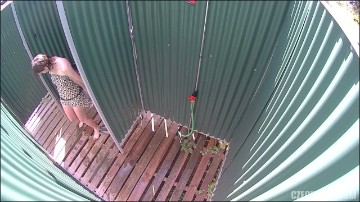 [Image: Voyeur60725103129.jpg]