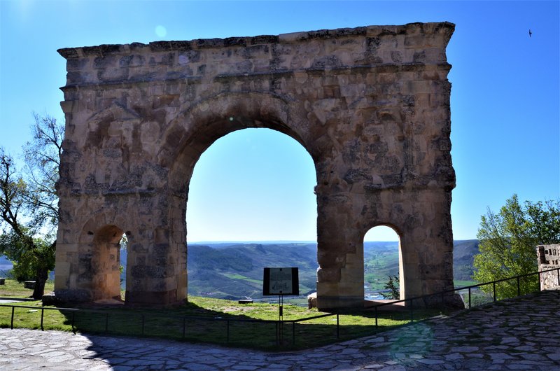 MEDINACELI-25-5-2013 - Soria y sus pueblos-2010/2013/2020 (7)