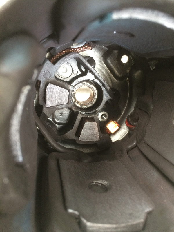 D2E8070E-D80F-4E92-886F-6343D0BC2CA2