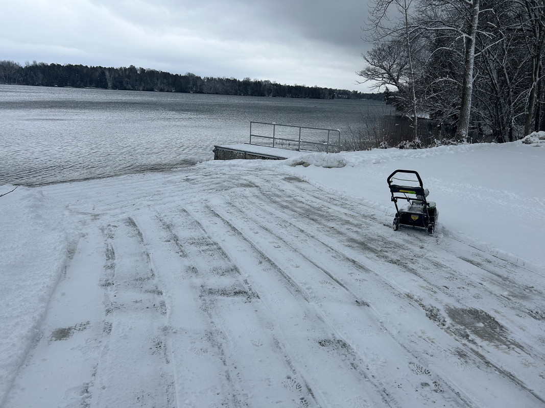 2E114610-F7F6-4933-9915-06858D602035