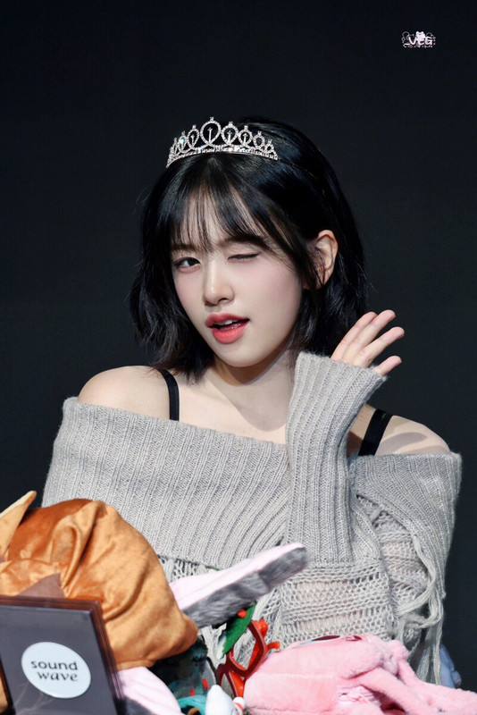 231216-Yujin-at-Fansign-Event-documents-2