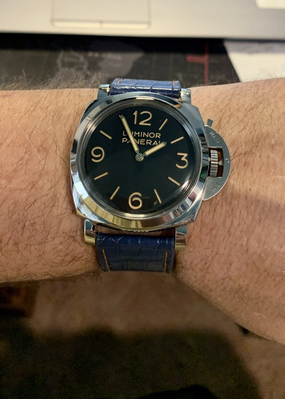 16455CEE-8F59-4A42-9C1B-1301843AA92E