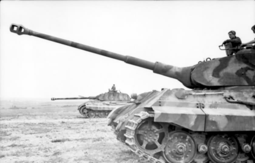 Tiger_II_France_1_porsche_turret