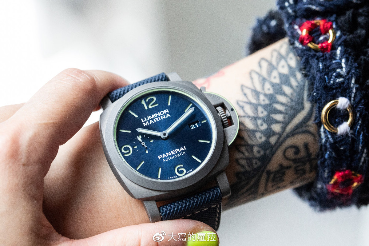 VSF PAM1117 Replica Watch Info