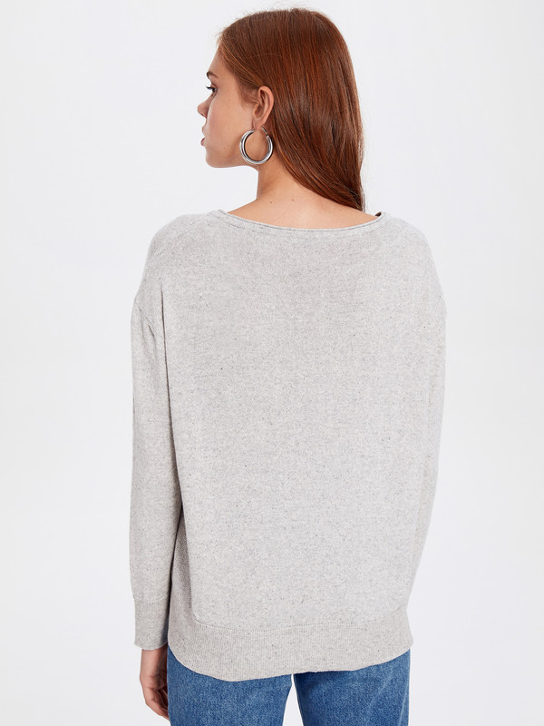 L_20192-9WY191Z8-D5P_B