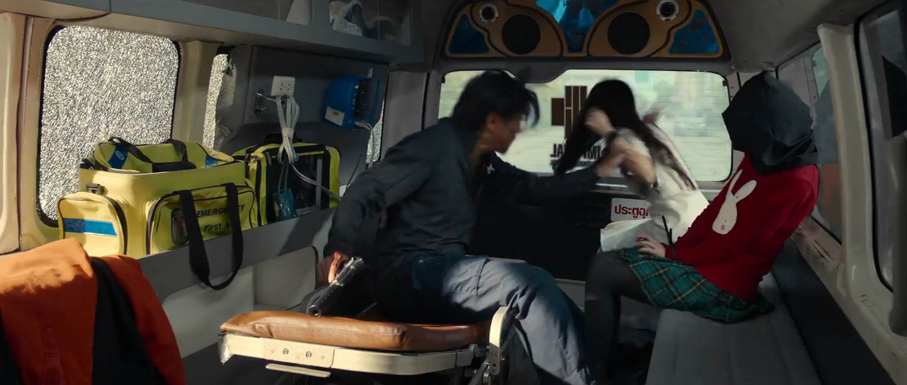 Bangkok Breaking: Heaven and Hell 2024 WebRip [Hindi + English] 480p, 720p ESub Screenshot