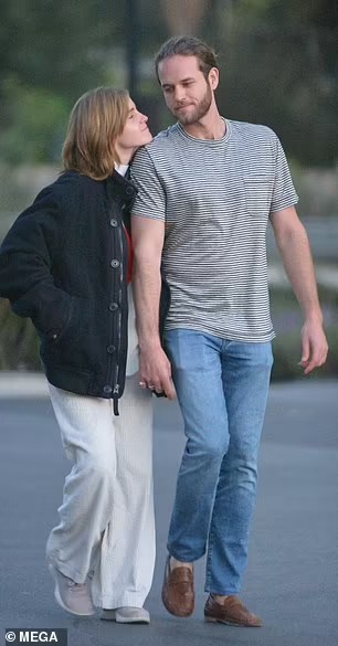 emmawatson-photogallery.blogspot.com (9)