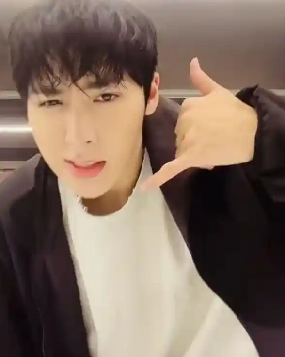 17e4192b240a8c61766034d8593f0ec6_copy_588x736