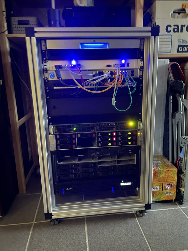 81F6F647-A3B4-4DC7-A743-3E6AF16A8E6C